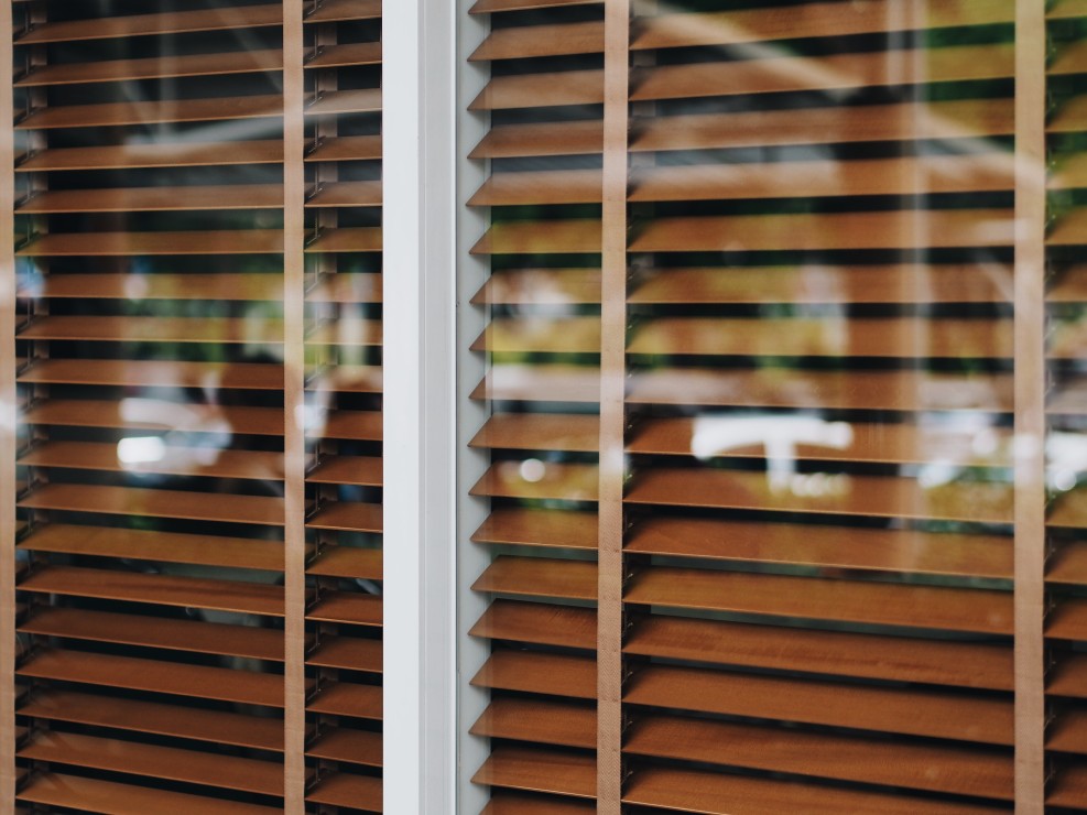 How to Cover Windows Without Curtains? 1 Affordable Blinds Blog