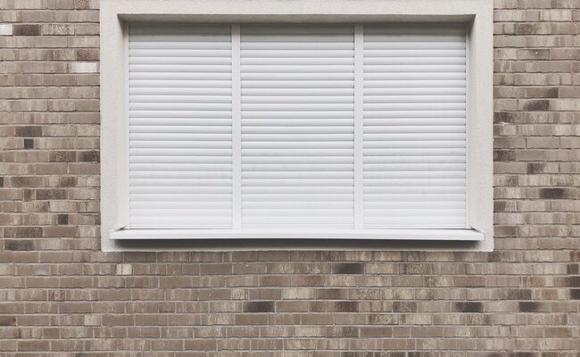 Cordless blinds