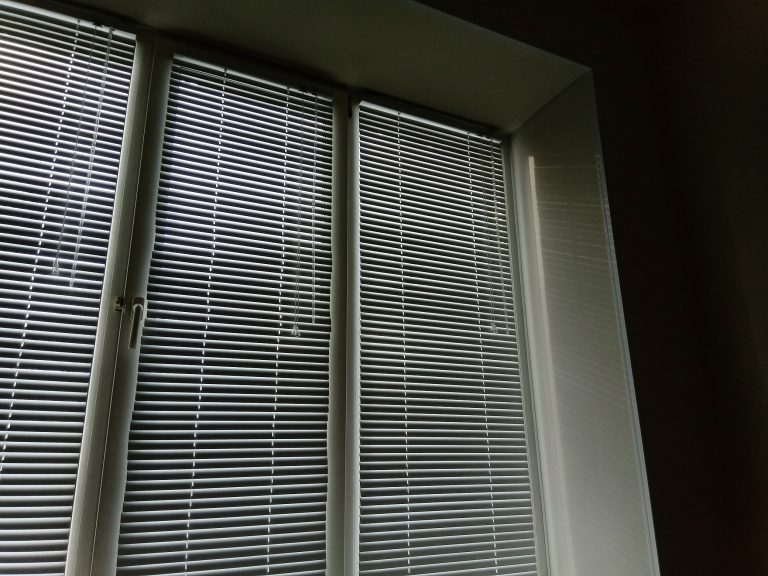 The Benefits of Each Type of Window Blinds Material