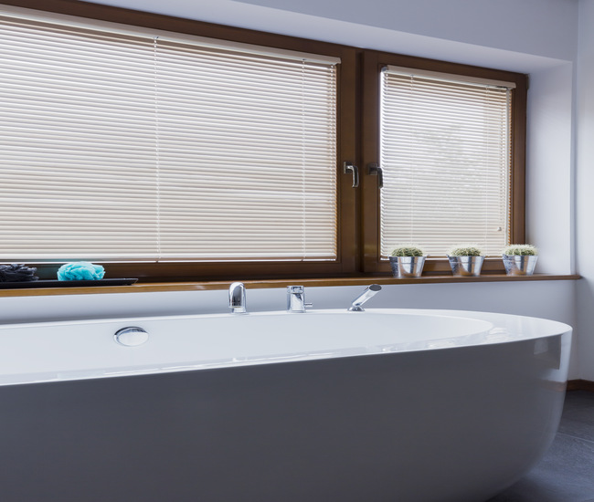 Waterproof blinds in bathroom