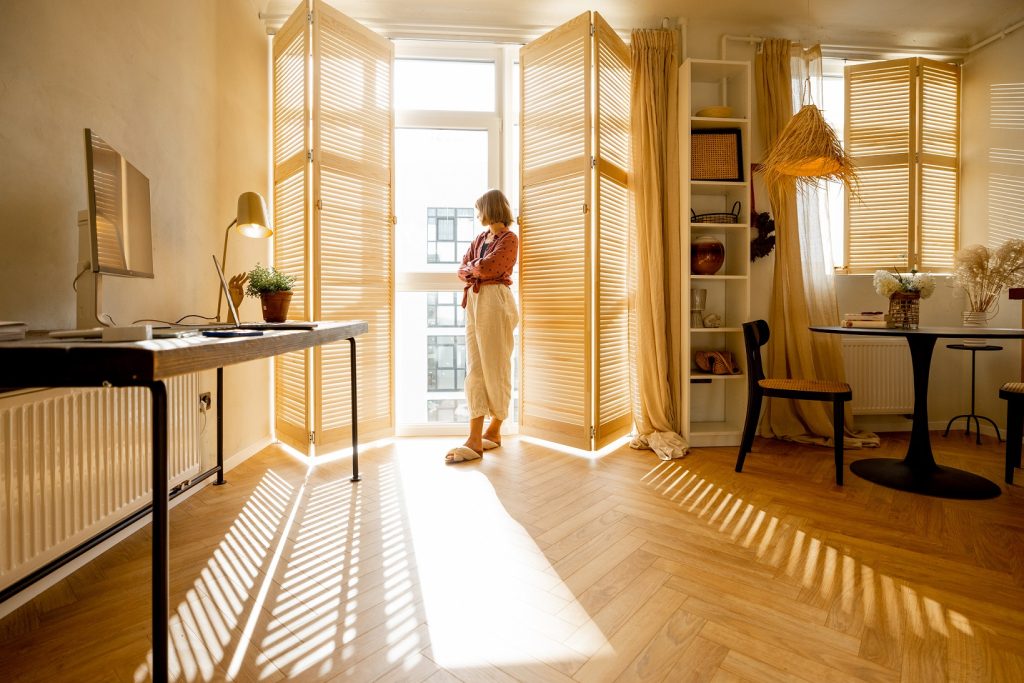 How to make your window treatments work for multiple windows