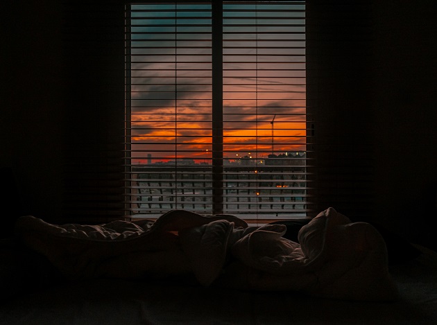 Finding the Perfect Balance: A Guide to Choosing the Right Window Treatments