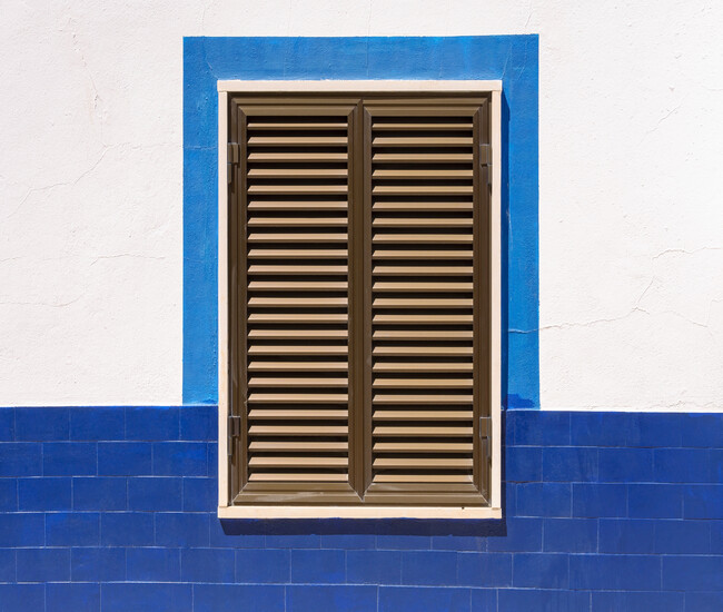 Colonial shutters